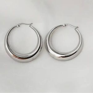 18k white Gold Plated hoop earrings over 925 silver